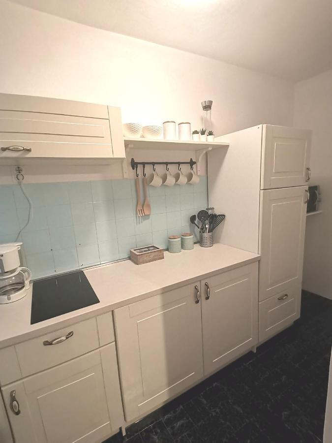 Apartment Lora تْسْغيكفانِتْسا المظهر الخارجي الصورة