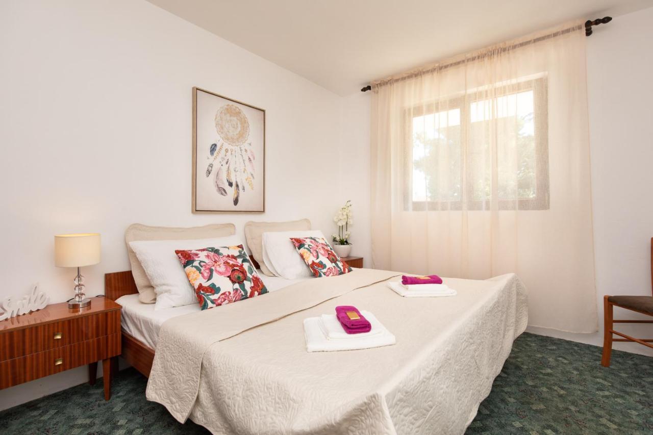 Apartment Lora تْسْغيكفانِتْسا المظهر الخارجي الصورة
